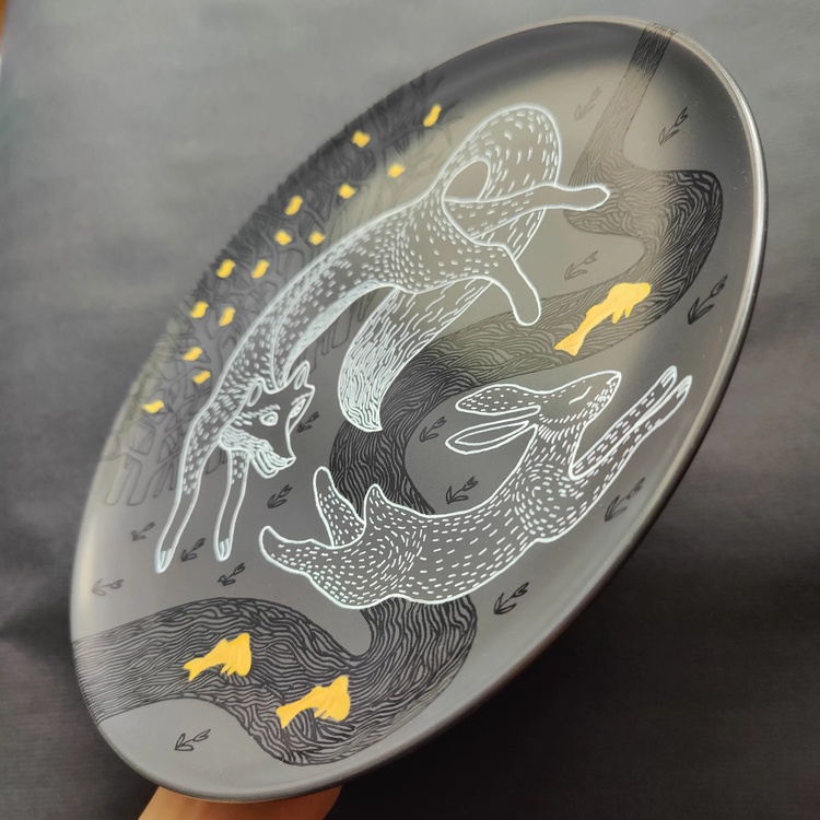 Decorative ceramic plate "Fox and Hare" from the series "The Chase".