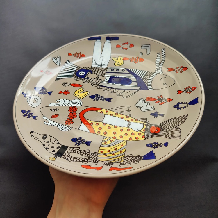 Decorative ceramic plate "L'amour" from the series "Fishdom".